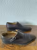 /bilder/schuh-dokumentation/moenchsriemen/dunkelbraune-single-monks-im-double-monk-stil/single-monks-ungepflegt-schuhspanner-unterschied/nach-schuhspannernutzung/sub/dunkelbraune-single-monks-ungepflegt-nach-schuhspannernutzung-seite-parallel.avif