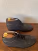 /bilder/schuh-dokumentation/stiefel/graue-full-brogue-stiefel/sub/graue-full-brogue-stiefel-seite-parallel.avif